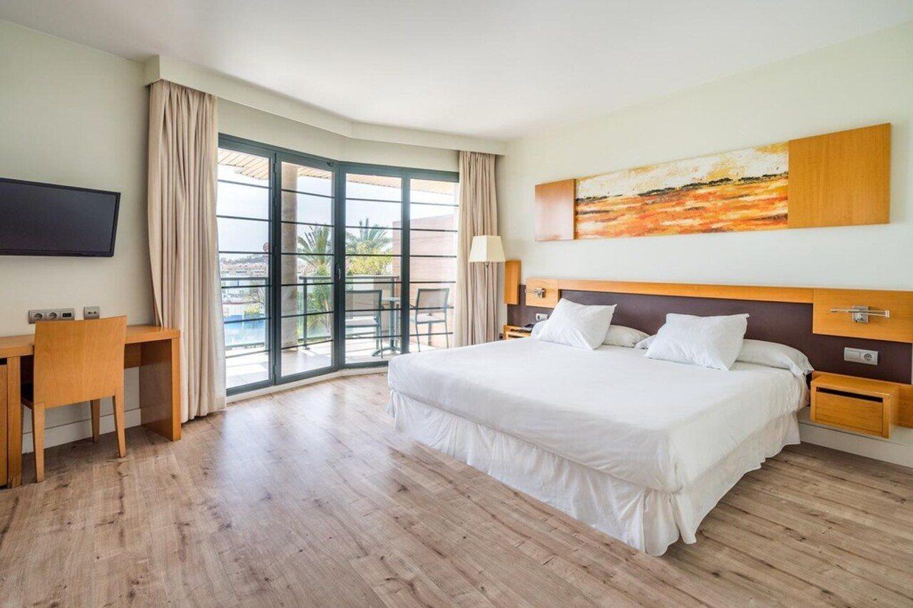 Exe Estepona Thalasso & Spa- Adults Only Bagian luar foto