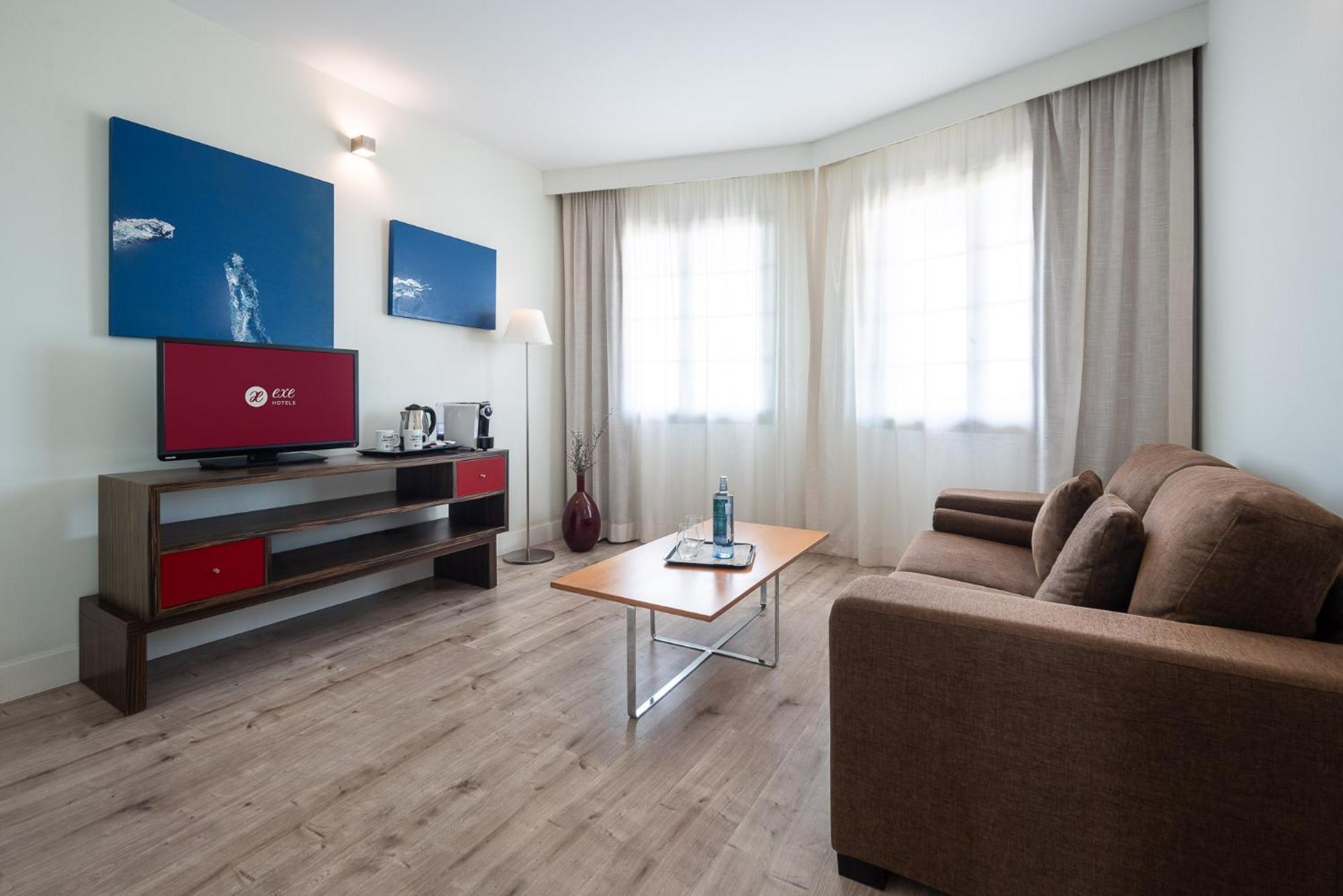 Exe Estepona Thalasso & Spa- Adults Only Bagian luar foto