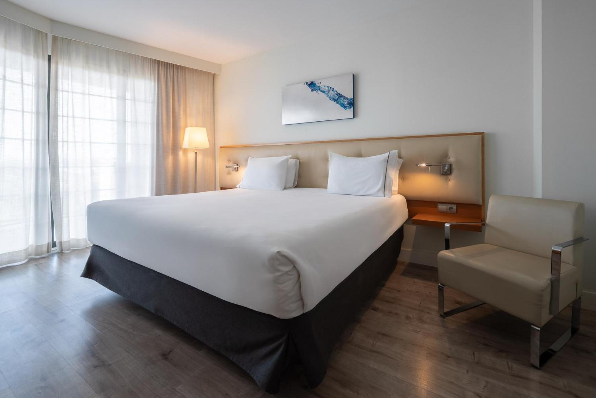 Exe Estepona Thalasso & Spa- Adults Only Bagian luar foto