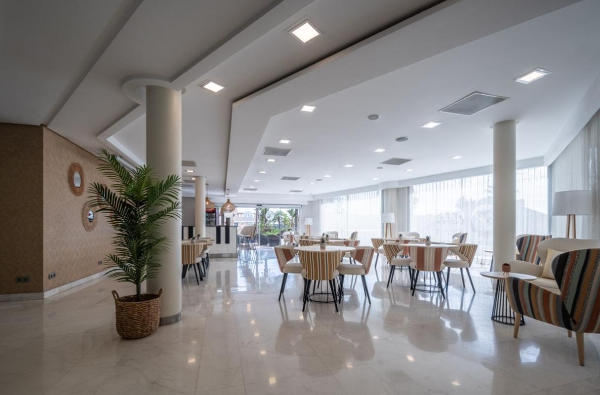 Exe Estepona Thalasso & Spa- Adults Only Bagian luar foto