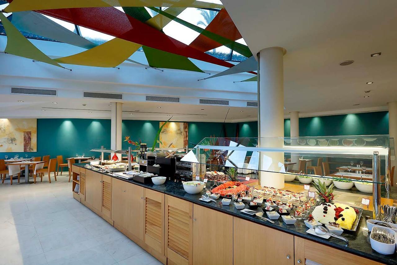 Exe Estepona Thalasso & Spa- Adults Only Bagian luar foto